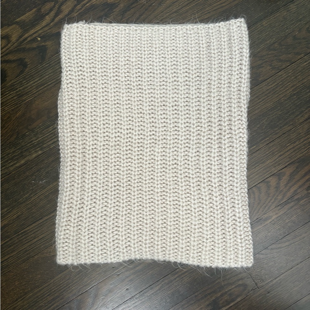 H&M Cream Knit Scarf